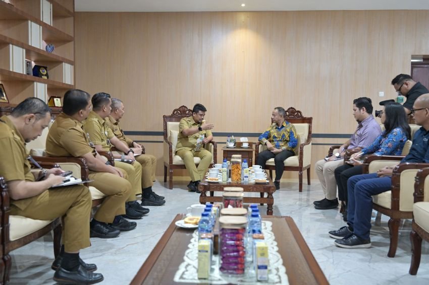 Gubernur Bobby Nasution Bahas Peningkatan Layanan Publik Bersama Ombudsman Sumut