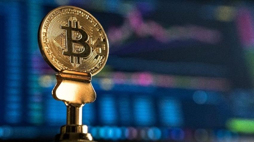 Bitcoin Pecahkan Rekor, Minat Kripto di RI Melonjak Tajam!