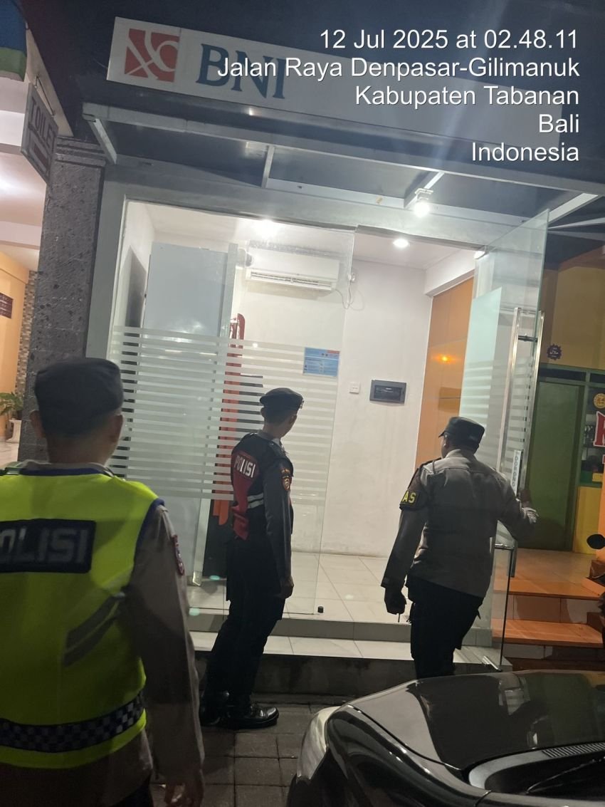 Polsek Kediri Gelar “Patroli Barcode Subuh” Jaga Kamtibmas Tetap Kondusif