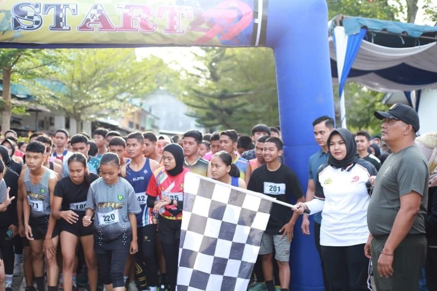 Wabup Madina Turut Jadi Peserta Bhayangkara Run 10K, Lebih dari 500 Pelari Ramaikan Ajang Lari Se-Tabagsel