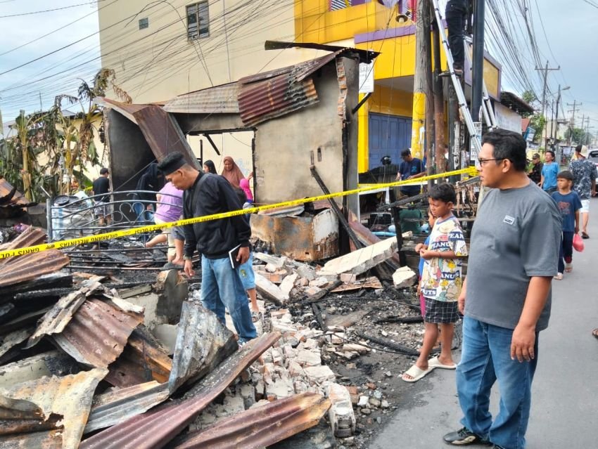 Kebakaran di Medan Denai Hanguskan 5 Rumah, Diduga Akibat Ledakan Tabung Gas Elpiji