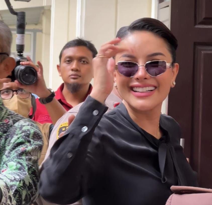 Pemilik Skincare Daviena Ungkap Nikita Mirzani Diduga Minta Rp15 Miliar untuk 'Tutup Mulut'