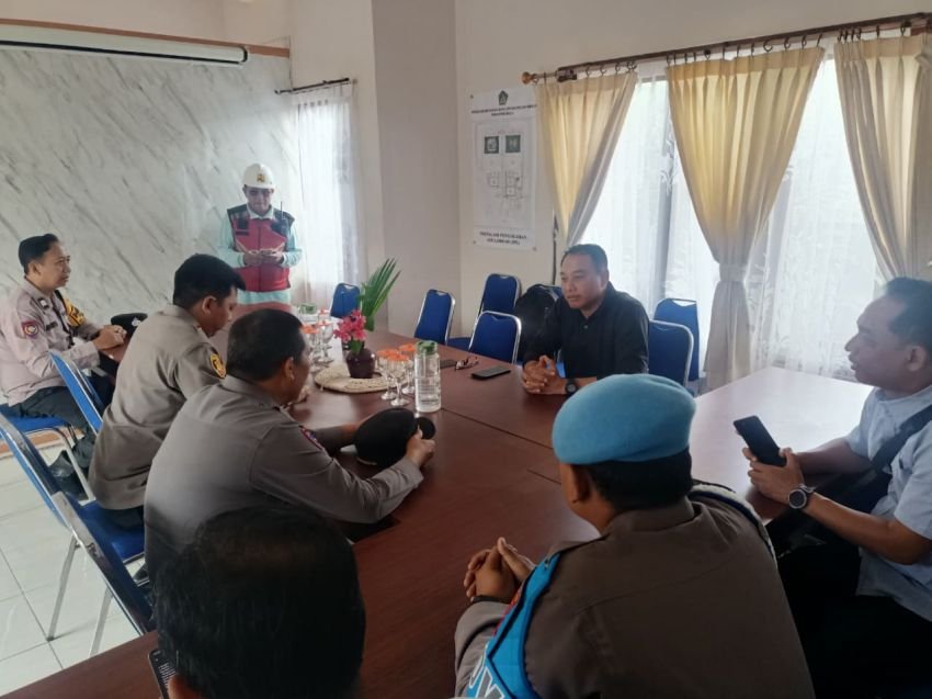 Kapolsek Denpasar Selatan Pererat Sinergi dengan UPTD TPA Suwung, Ciptakan Kamtibmas yang Kondusif