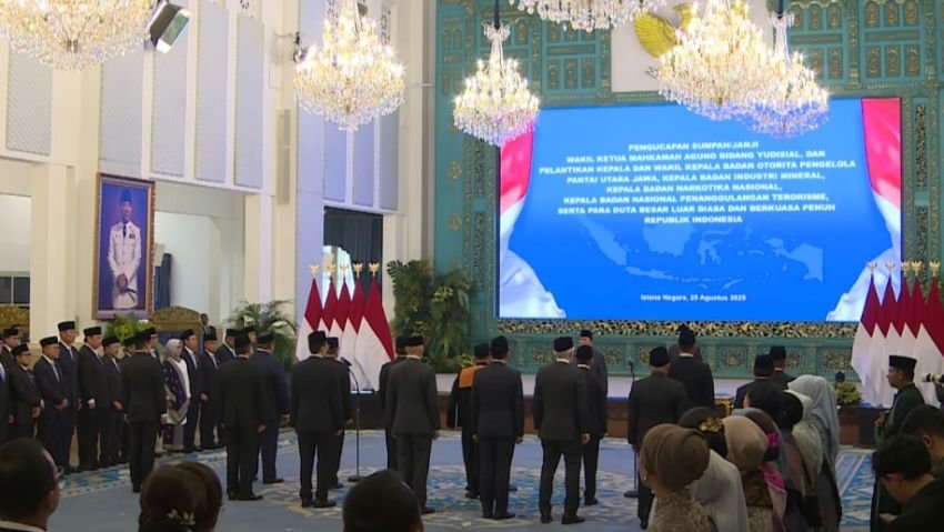 Presiden Prabowo Lantik Sejumlah Pejabat Strategis Negara di Istana, dari MA hingga Kepala BNPT