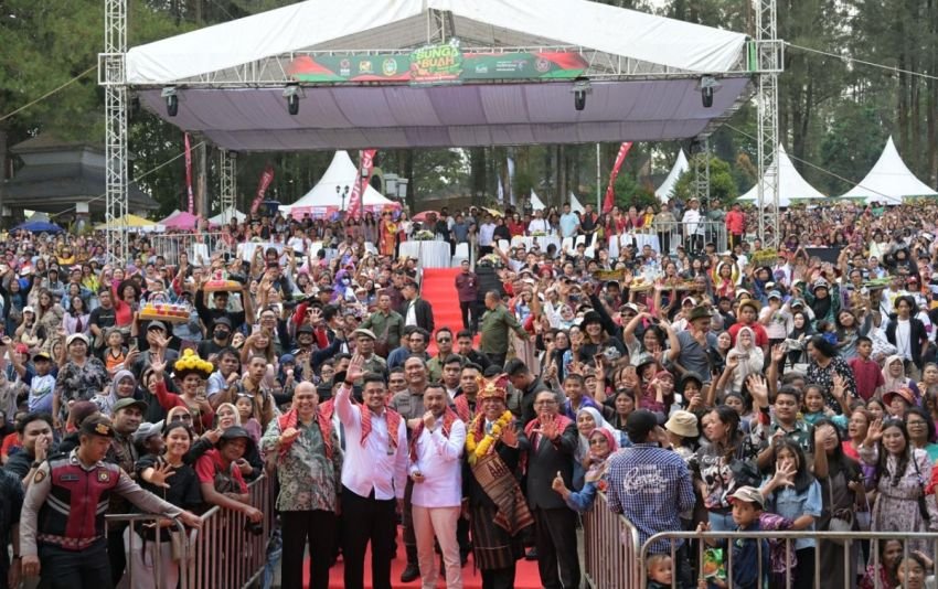 Pemkab Karo: Festival Bunga-Buah 2025 Sukses Gaet 80.000 Pengunjung, UMKM Terdongkrak