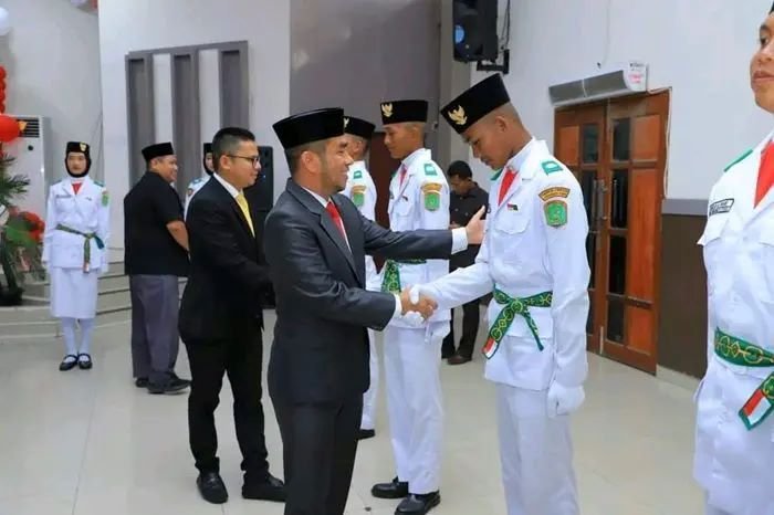 Wabup Labura Kukuhkan 35 Anggota Paskibraka 2025: Putra-Putri Terbaik Siap Kibarkan Merah Putih