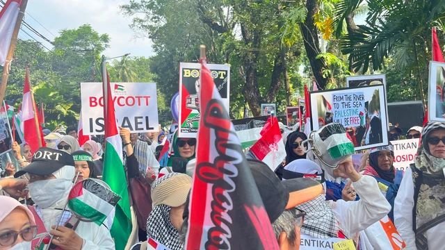 Desak Perbatasan Rafah Dibuka, FPN Gelar Aksi Bela Palestina di Depan Kedubes Mesir