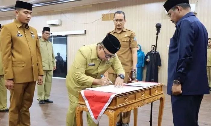 Empat Pejabat Administrator Resmi Dilantik, Wali Kota Binjai: Jalankan Amanah dengan Tanggung Jawab