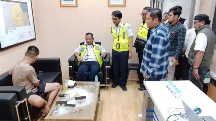Teriak ‘Bom’ di Pesawat Lion Air, Pria Berinisial H Resmi Jadi Tersangka