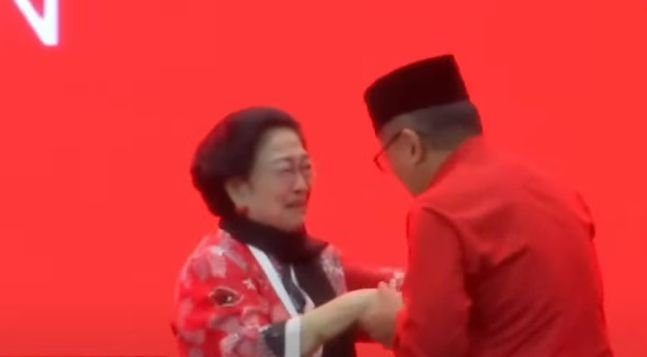 Hasto Hadiri Kongres PDIP Usai Dapat Amnesti, Megawati: Kebenaran Pasti Akan Menang!