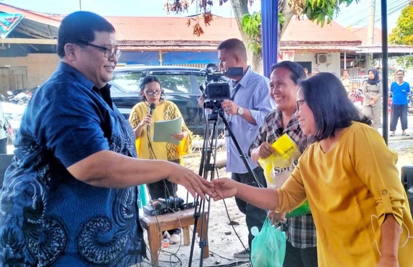 Pemkab Simalungun Salurkan 69 Ton Beras Premium ke 32 Kecamatan untuk Dukung Gerakan Pangan Murah