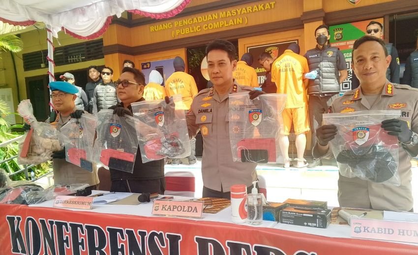 Kasus Pemukulan WNA Rusia, 4 Orang Jadi Tersangka: Polda Bali Duga Berkaitan dengan Jaringan Narkoba dan Pemerasan