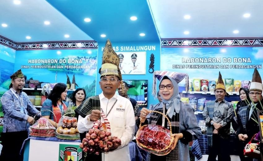 Kabupaten Simalungun Tampilkan Produk Pertanian Unggulan di Apkasi Otonomi Expo 2025