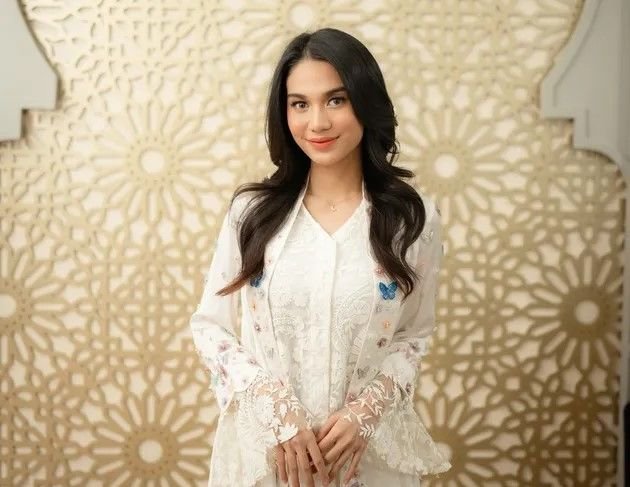 Mediasi Gagal, Azizah Salsha Tetap Lanjutkan Laporan Terhadap Youtuber Resbob dan Bigmo