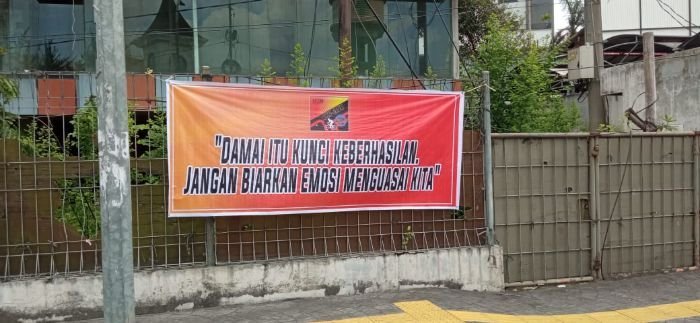 Spanduk Ajak Aksi Damai Muncul di Sejumlah Titik Kota Medan