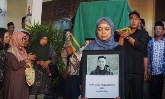 Istri Diplomat Arya Daru Desak Pengusutan Jujur: Sampaikan Permohonan ke Presiden Prabowo dan Kapolri