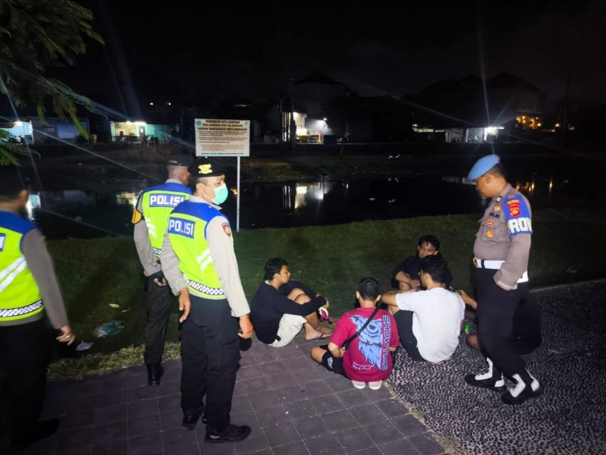 Patroli Gabungan Polsek Denpasar Selatan Antisipasi Gangguan Kamtibmas, Berlangsung Aman dan Kondusif