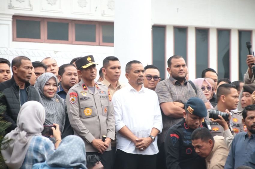 Kapolda Aceh Hadir di Tengah Massa, Tegaskan Aksi Damai Tanpa Anarkisme