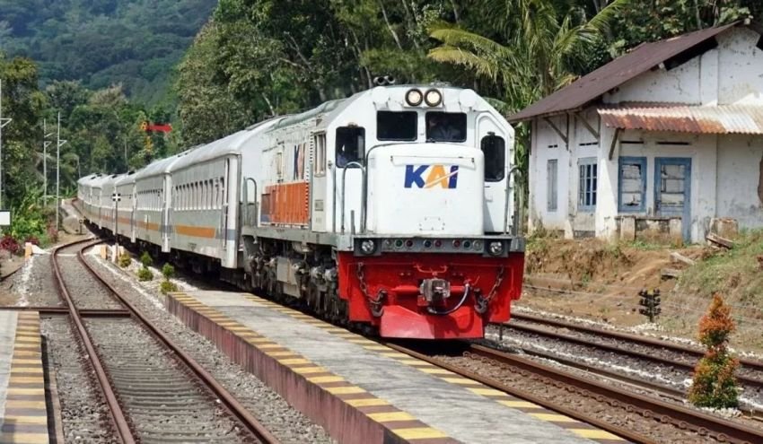 Indonesia Peringati Hari Kereta Api Nasional ke-80, Simbol Perjuangan dan Transportasi Ramah Lingkungan