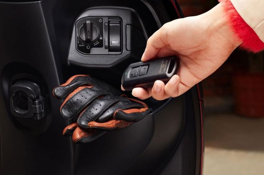 Kenapa Smart Key Motor Dilarang Diletakkan Dekat TV dan HP? Ini Penjelasannya