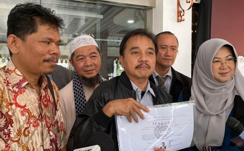 Roy Suryo Sebut UGM Akan Menyesal Pernah Akui Ijazah Jokowi Asli: Tunggu Tanggal Mainnya!