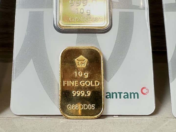 Emas Antam Melejit! Catat Rekor Tertinggi dalam Sejarah di Rp2,36 Juta per Gram