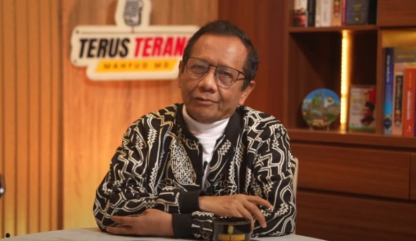 Mahfud MD Dukung Purbaya Tolak Bayar Utang Whoosh: “Beban Berat Bangsa, Harus Diusut Dugaan Mark Up”