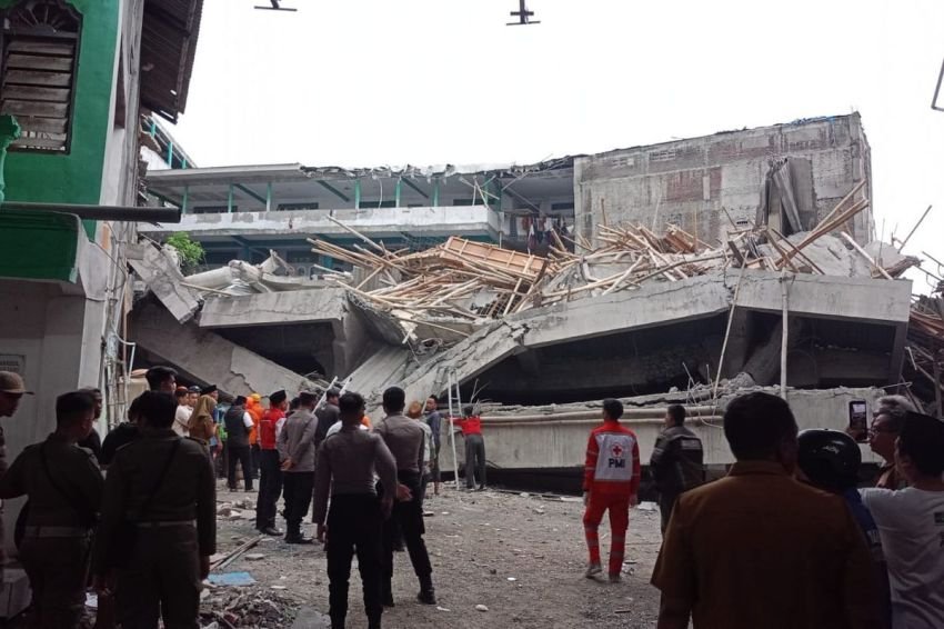 Komisi XI DPR RI Tegaskan IMB Jadi Syarat Utama Sebelum Bangun Kembali Ponpes Pesantren Al Khoziny Yang Roboh di Sidoarjo